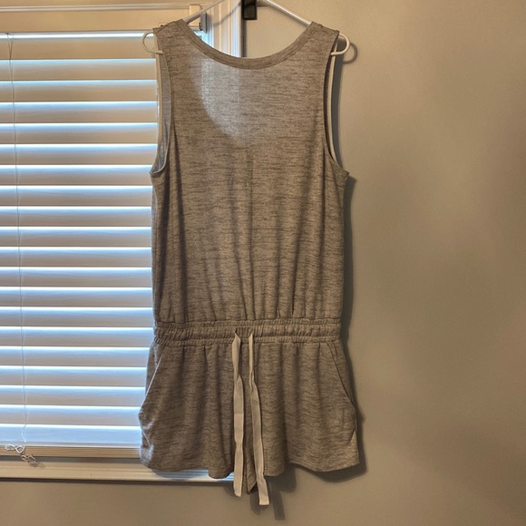 Wilfred Free Izabel romper size L NWOT - Picture 4 of 10